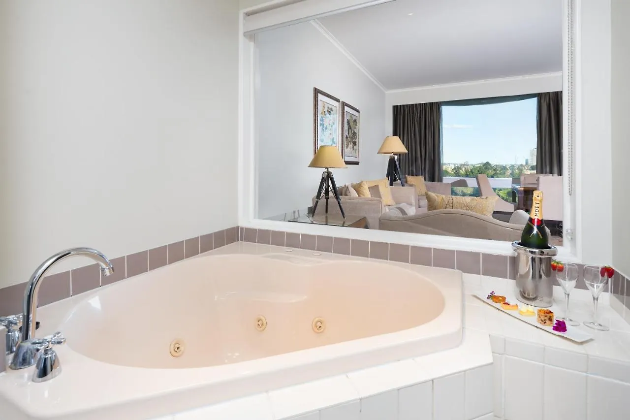 Hotel Royal On The Park Brisbane 4*,