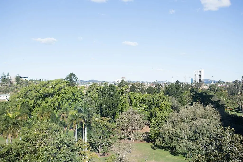 Hotel Royal On The Park Brisbane